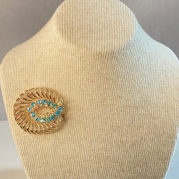 Large Open Work Brooch Aqua Blue Rhinestones Gold Tone Abstract - Picture 2 of 7